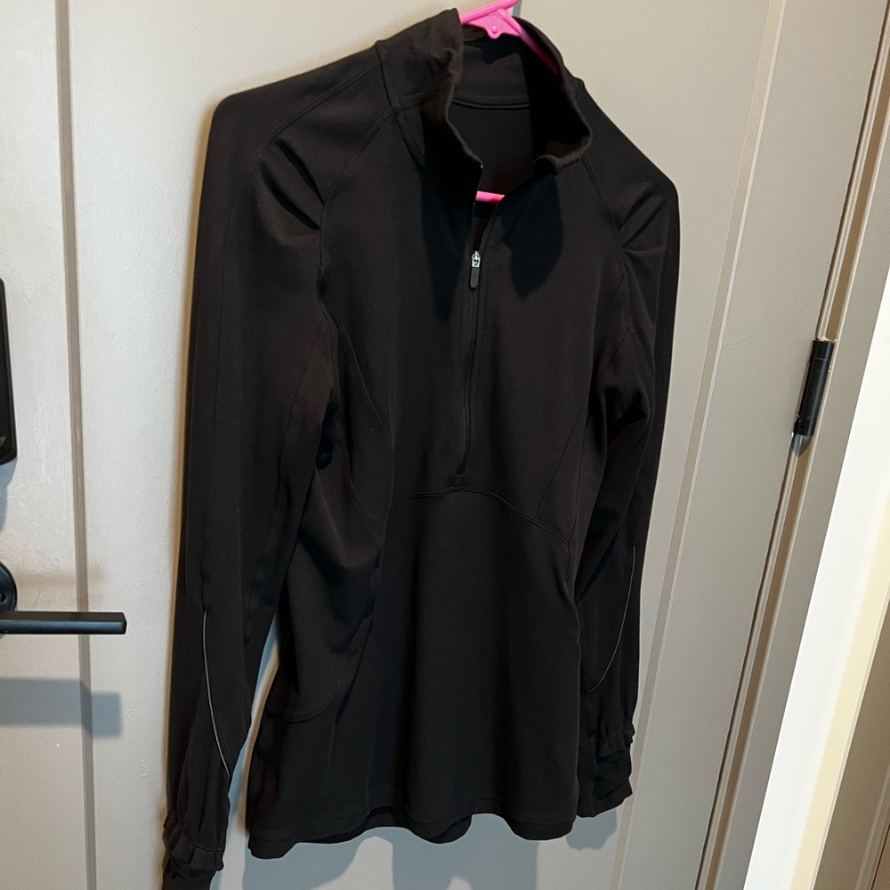 Lululemon half zip. Size 6
